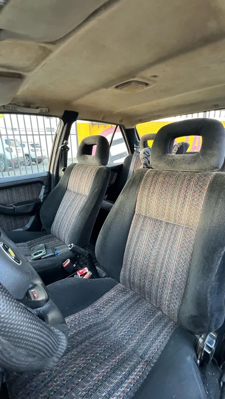 Chevrolet Monza GL 1.8 Efi/ SL/ L/ 650/barc. 2e4p (álcool) 1993