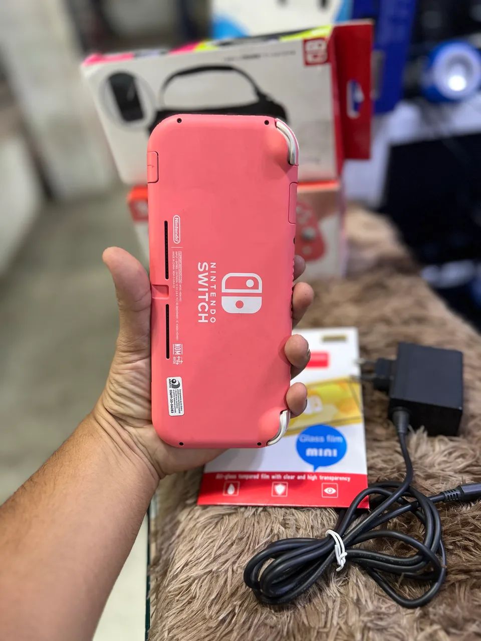 NINTENDO SWITCH LITE DESBLOQUEADO COM CARTÃO DE MEMÓRIA 64gb - Foto 2