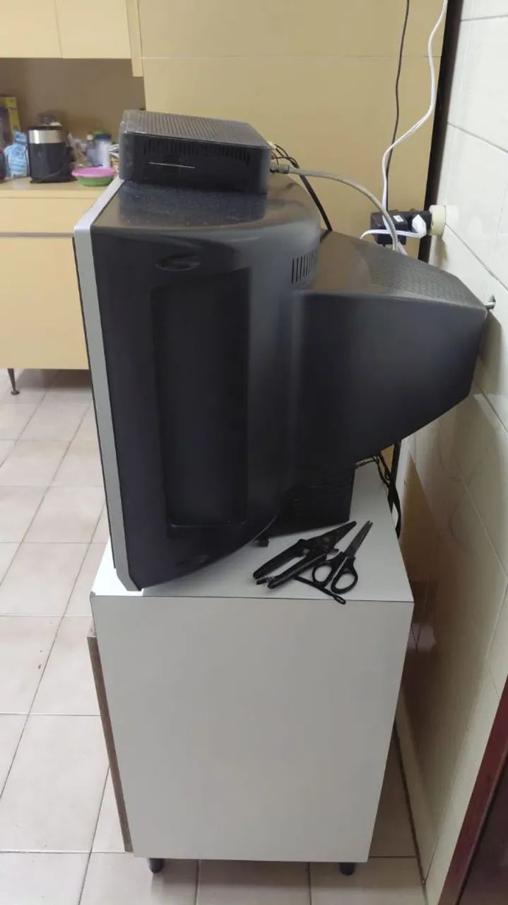 Tv Philips Real Flat 29 - Foto 2