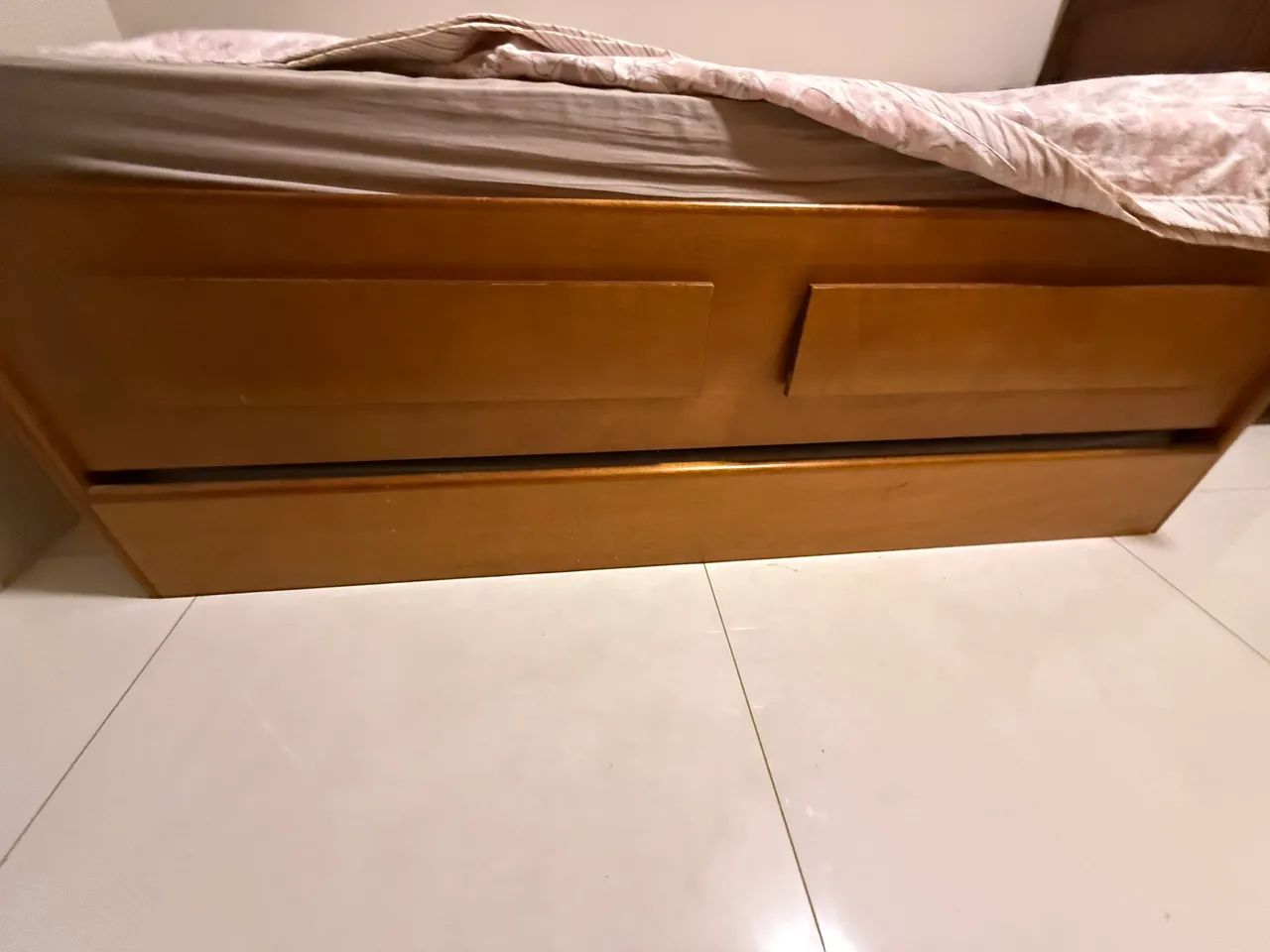 Vendo bicama de madeira  - Foto 2