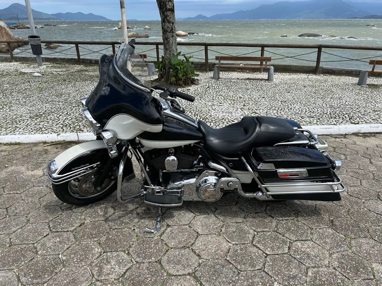 Electra Glide Ultra Classic  - Foto 4