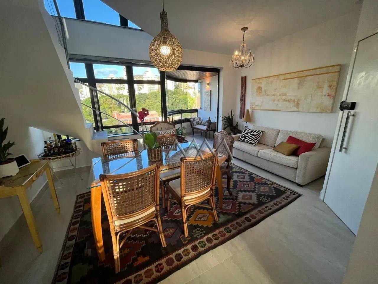 Cobertura à Venda no Sion | 200 m²