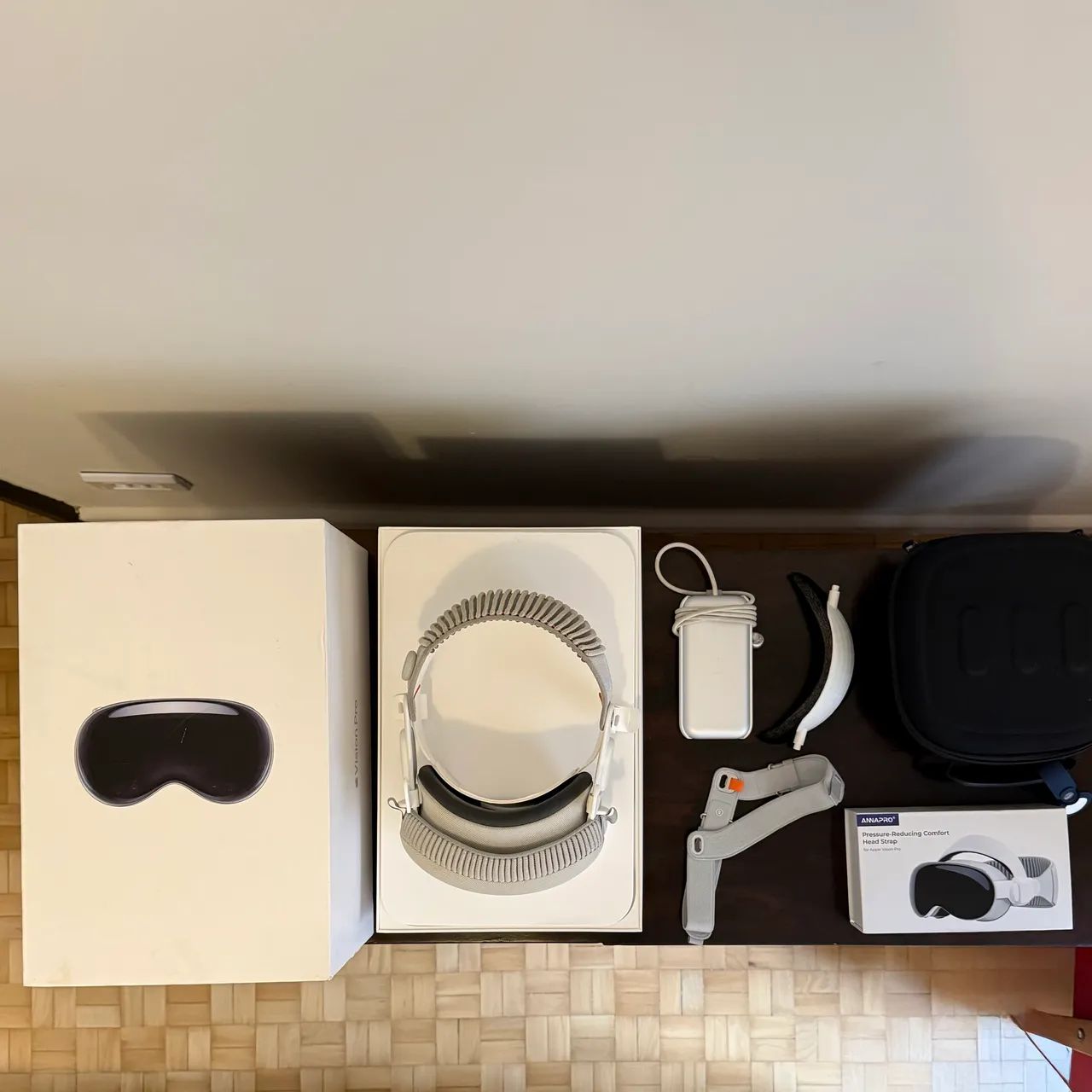 Apple Vision Pro M2 512GB com Vários Acessórios e NF - Periféricos
