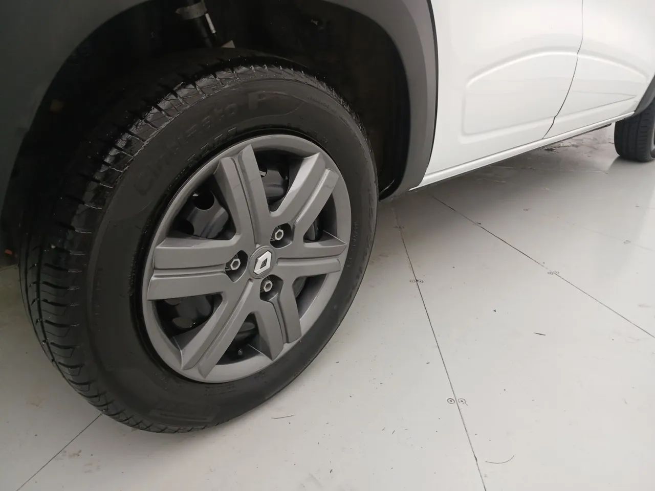 Renault Kwid 1.0 Zen, foto 14 de 18
