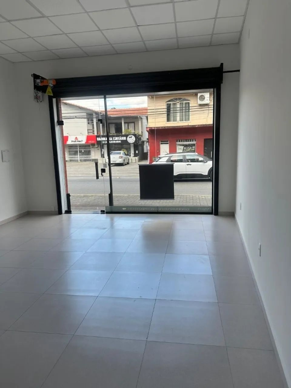 LOJA COMERCIAL TERREA NA RUA ANITA GARIBALDI EM JOINVILLE - Foto 3