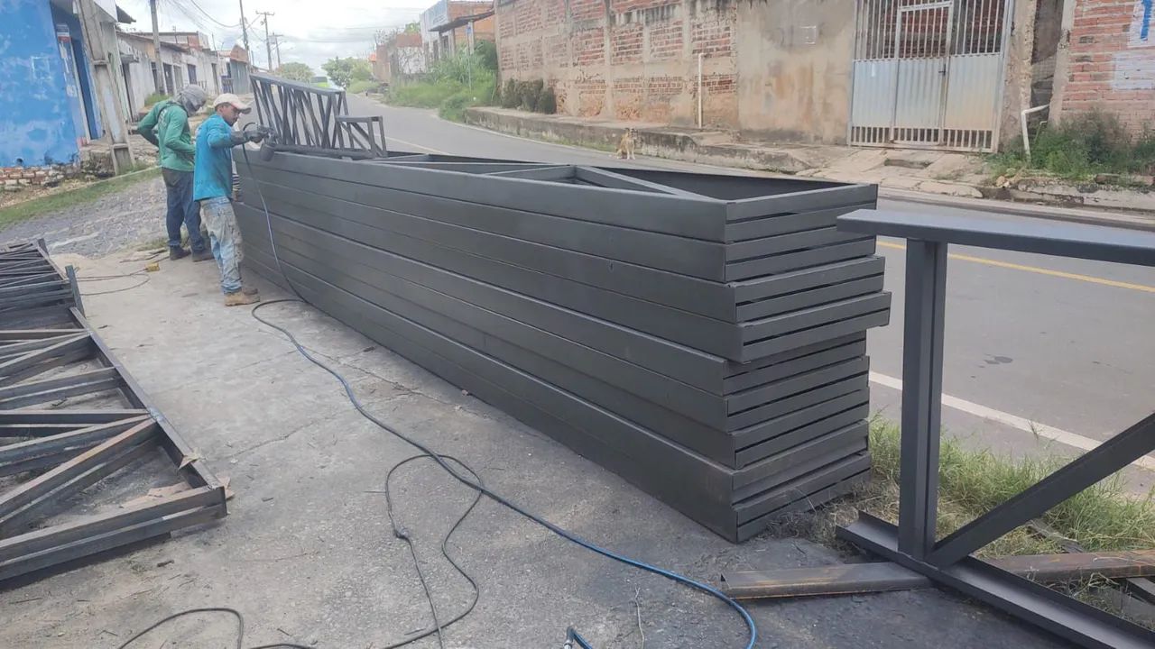 Estruturas metálicas e cobertas