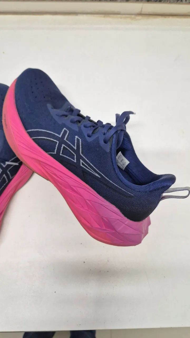 Tênis Asics Novablast 4 - Foto 3
