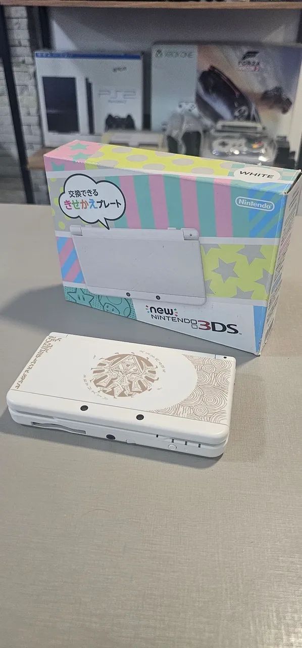 New 3DS white. 