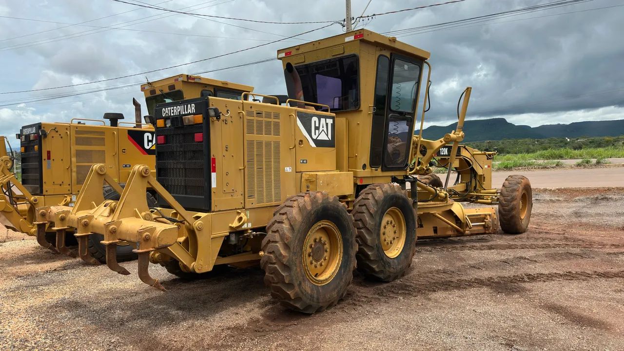 CATERPILLAR 120K 2010 9000 HORAS ORIGINAL REVISADA - Foto 3