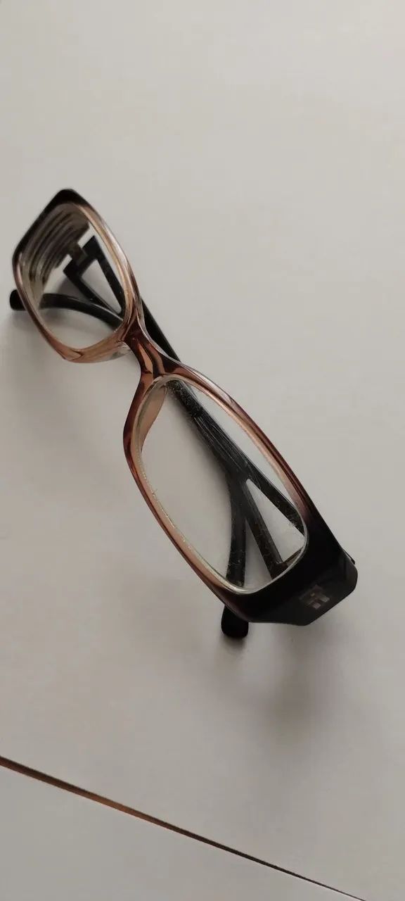 Armação de óculos de Grau Pierre Cardin 