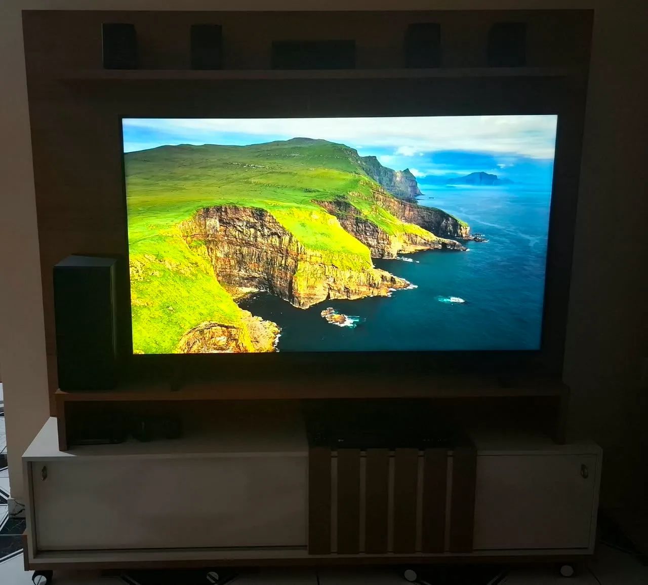 TV LG SMART 60 Polegadas 4K + RACK  - SEMINOVO - Foto 3