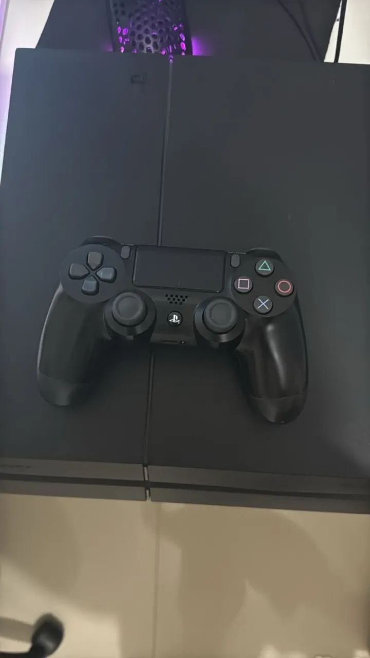 Ps4, com controle  - Foto 2