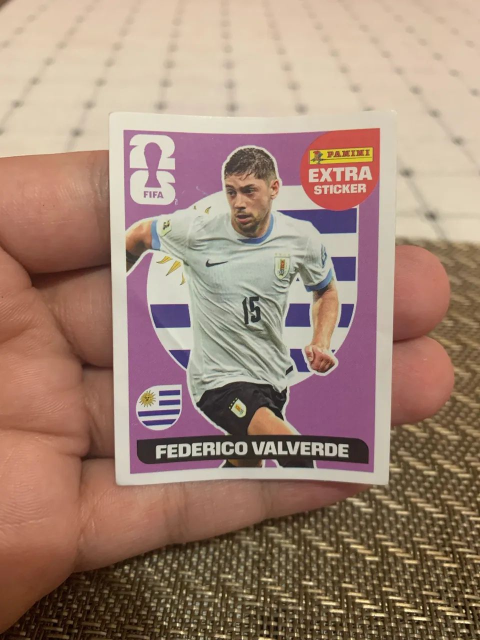 Figurinha Legend