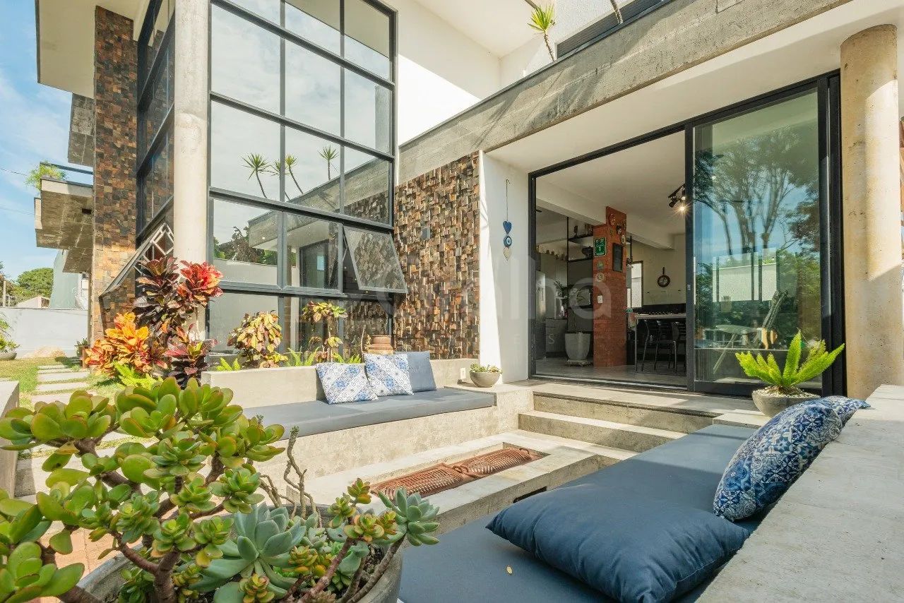 Casa de 275m² com 4 quartos sendo 3 suítes no Campeche - Foto 2