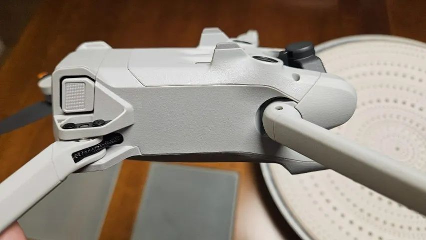 DJI MINI3 PRO STANDARD - ATIVADO SEM USO - Foto 4