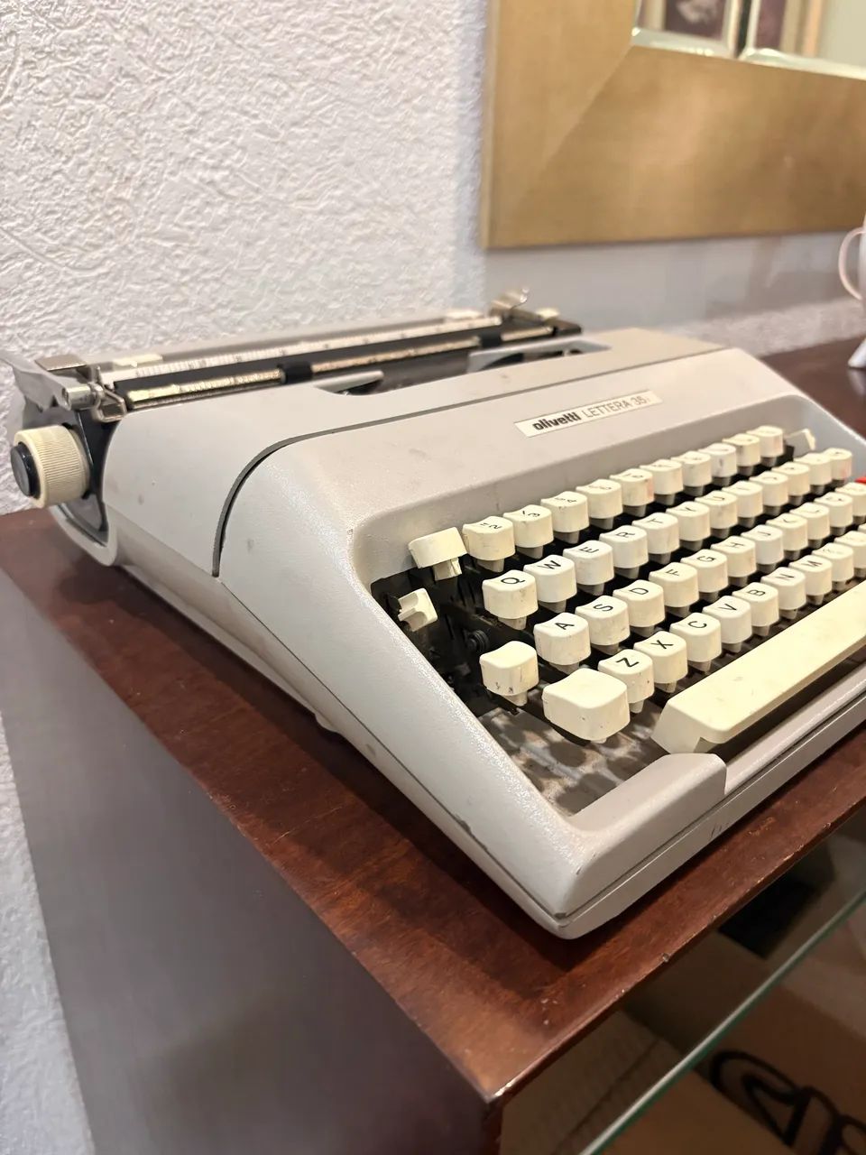 Máquina de escrever Olivetti
