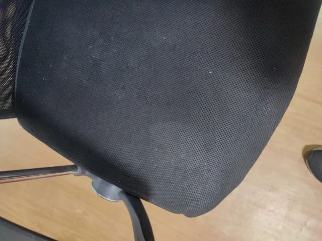 Oito Cadeiras de escritório (usadas) - Foto 4