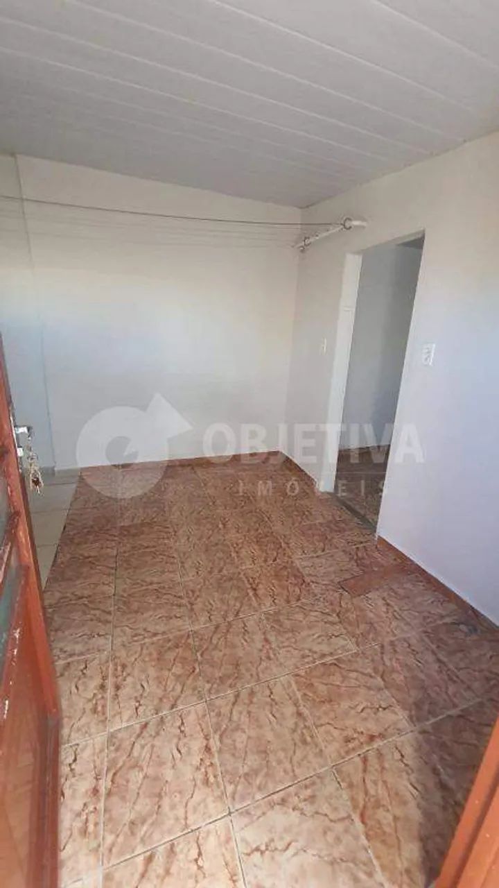 Casa para aluguel, 2 quartos, CAZECA - UBERLANDIA/MG - Foto 2