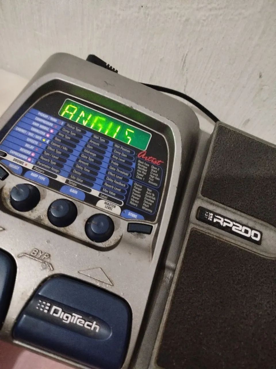 Pedaleira DigiTech RP200 - Foto 2