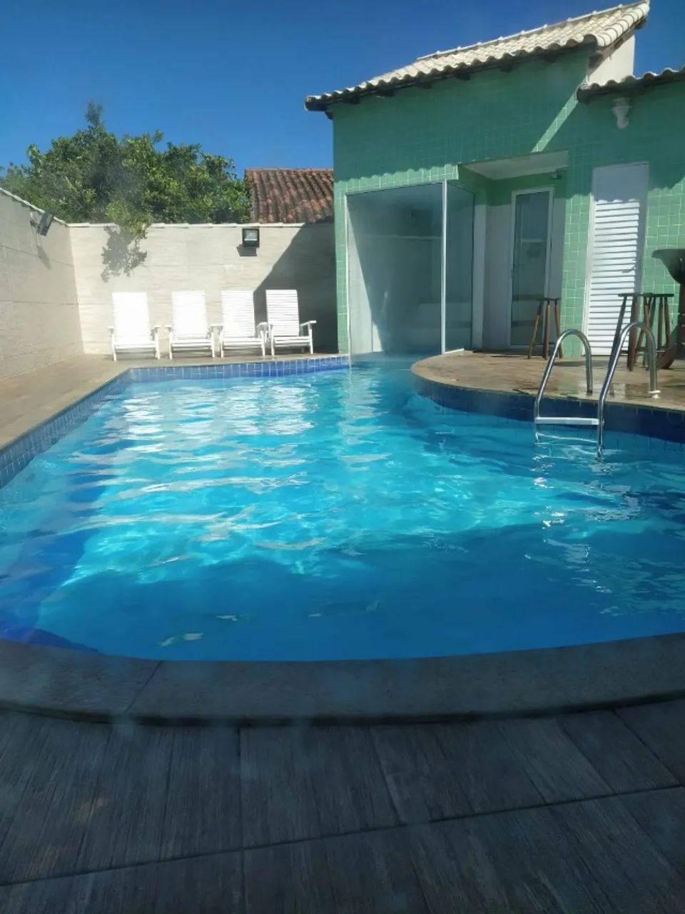 Belíssima casa em figueira (Arraial do cabo)