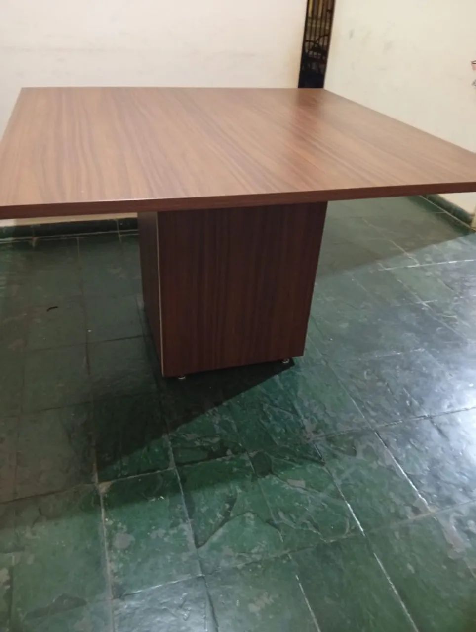Vendo mesa em MDF para 8 lugares - Foto 4