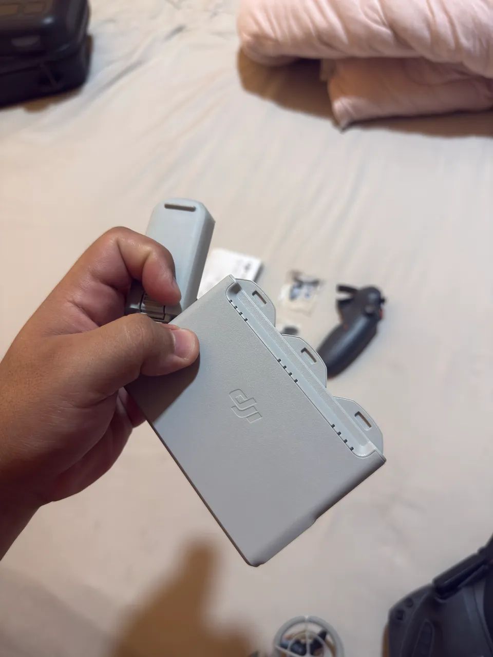DJI Neo Combo completo - Óculos + Controle + 4 Baterias Originais - Foto 5