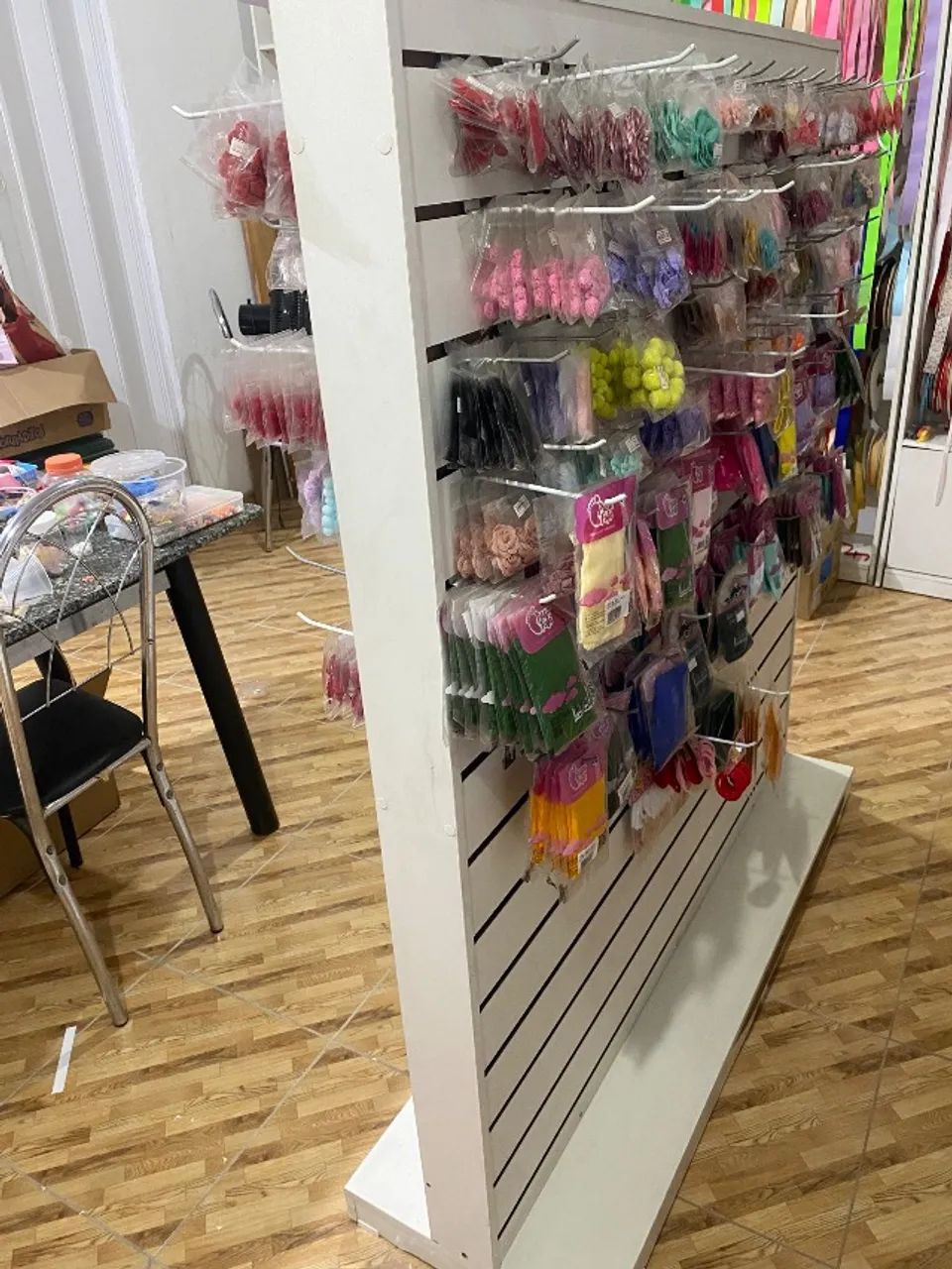 Expositor de bijouterias e produtos - Foto 2