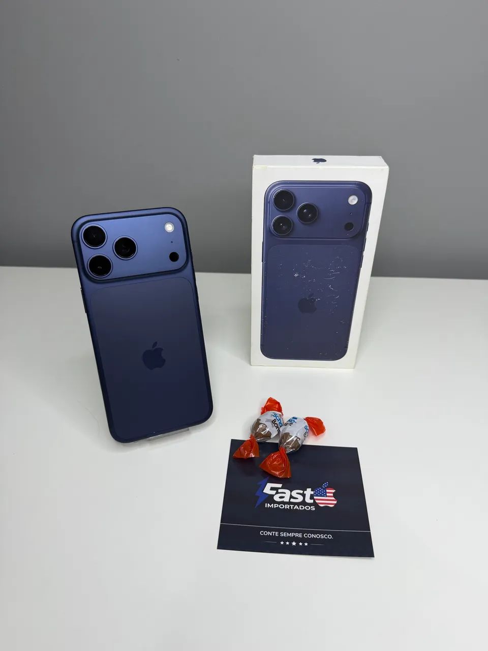 iPhone 17 Pro Max 256Gb Azul - COM CAIXA E GARANTIA