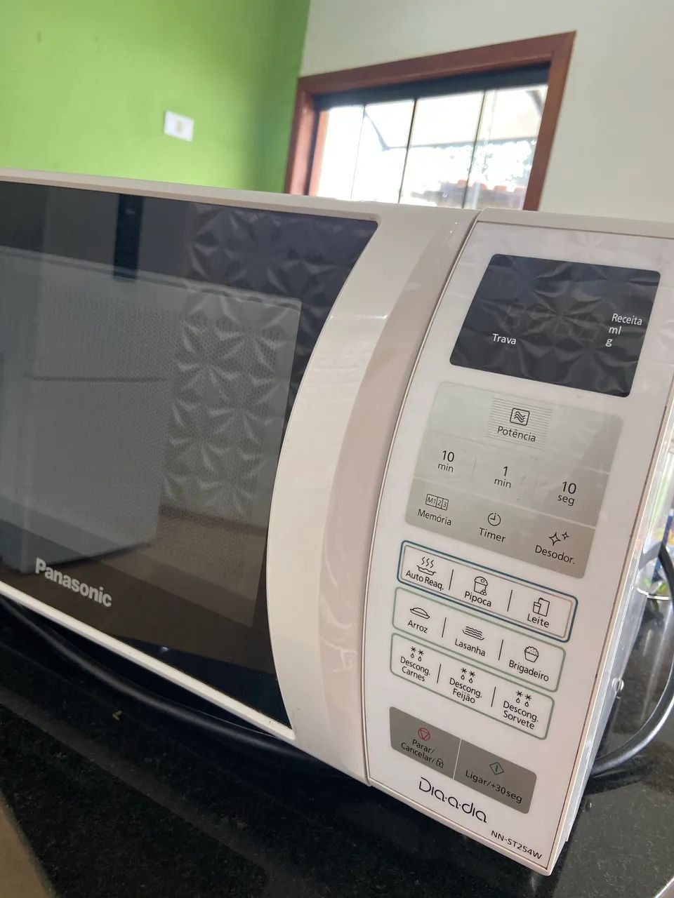 Vendo microondas Panasonic 127 watts  - Foto 5