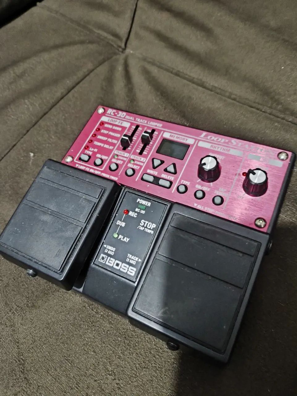 Pedal Loop Boss RC-30 Loop Station Dual Track Looper - Foto 3