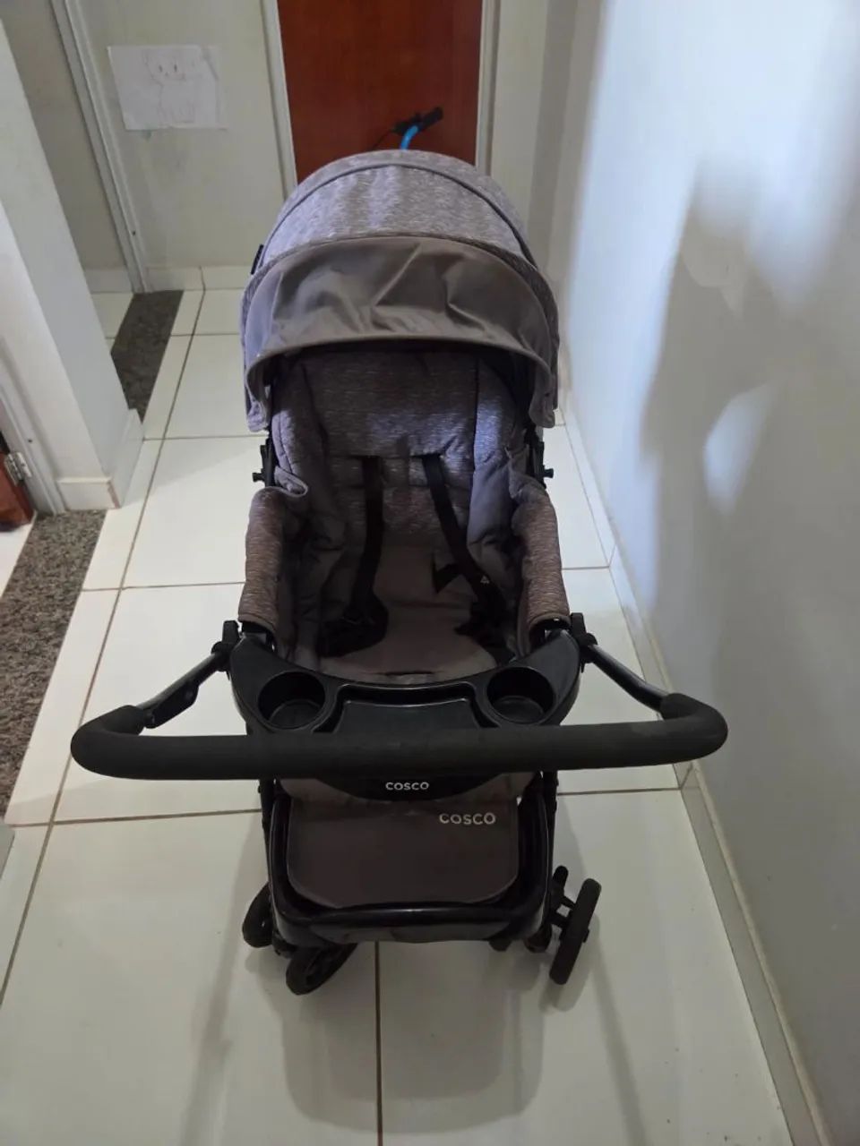 Vendo Carrinho de Bebê Cosco - Foto 3