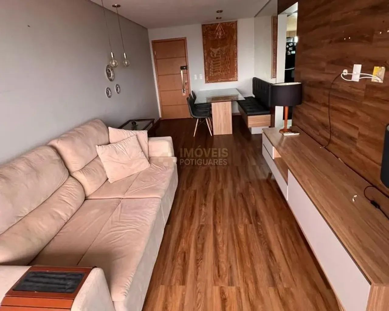Apartamento mobiliado 3 quartos andar alto - Foto 2
