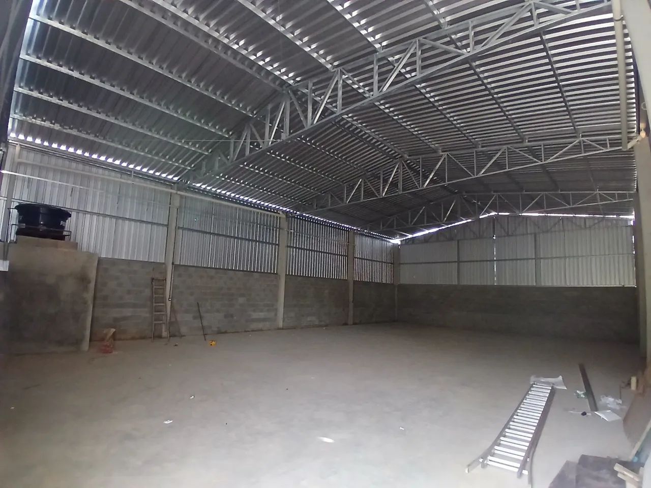 Alugo galpão 228m2 - Foto 4