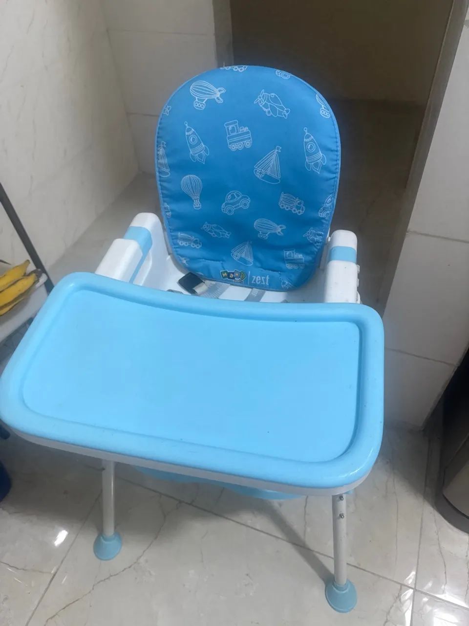 Cadeira de alimentação 