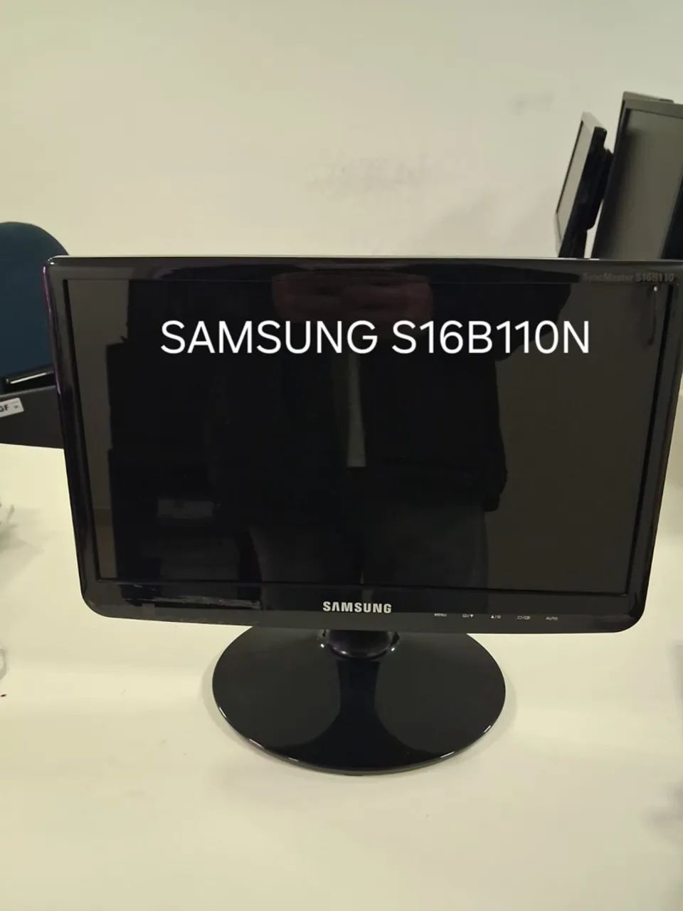MONITOR SANSUNG 2S16B110N