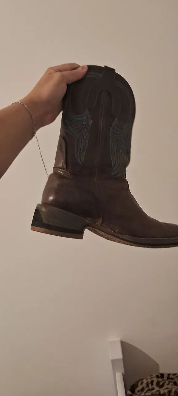 Bota de couro  - Foto 3