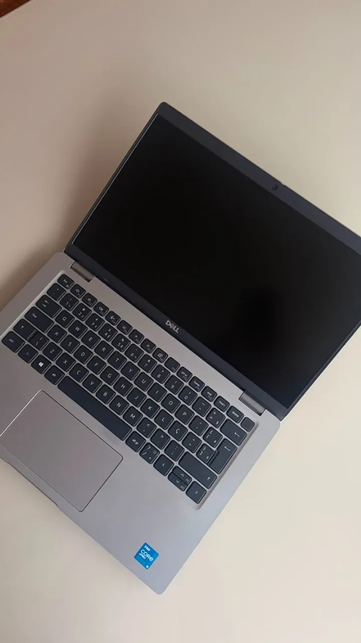 Notebook Dell Vostro P89G - i5 8265U - 8GB RAM - SSD NVMe 256GB