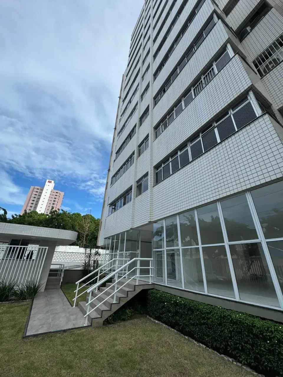 Apartamento de 152m² no Cocó, com 3 quartos e 2 vaga. - Foto 2