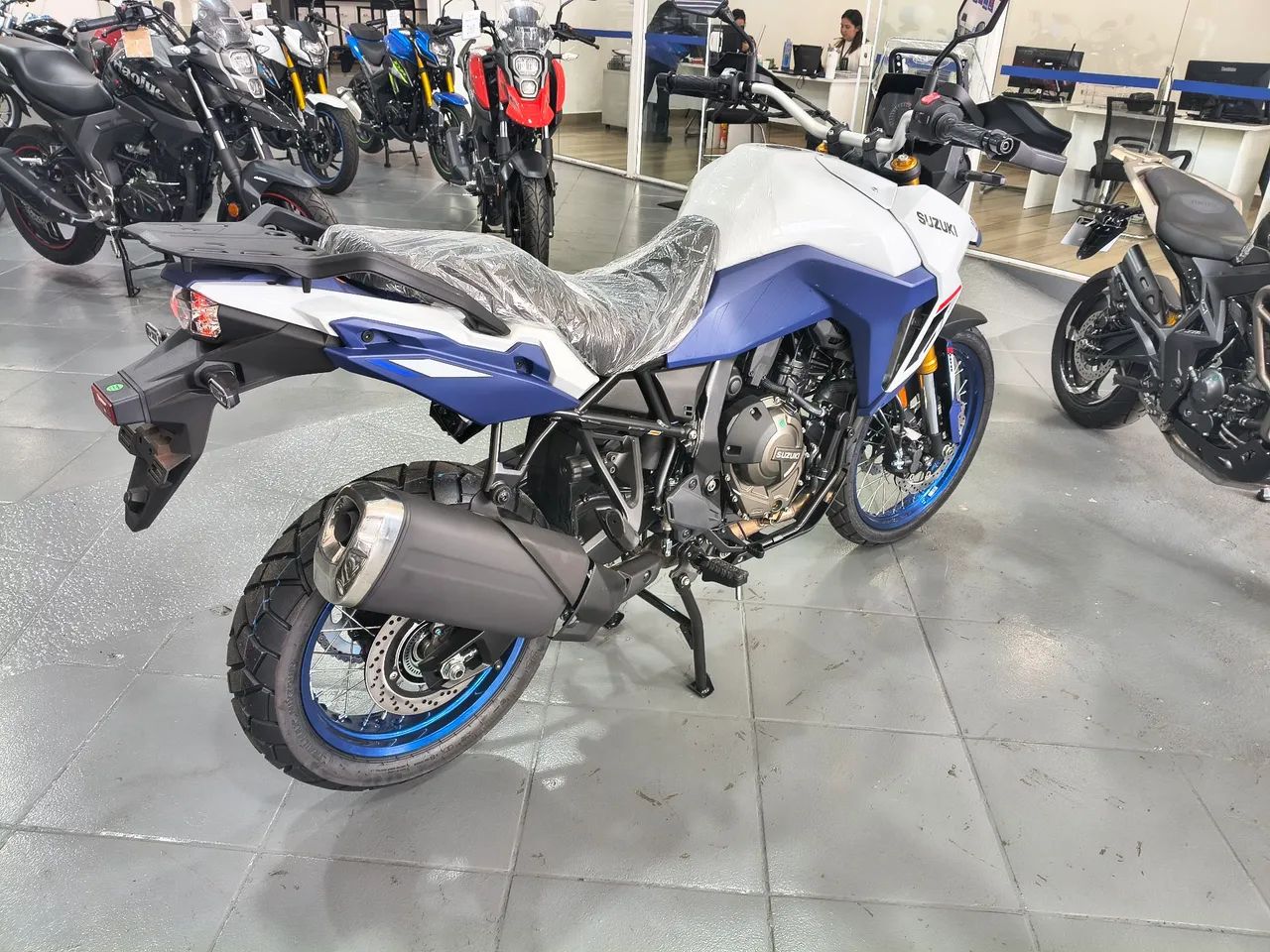 SUZUKI VSTROM 800DE - Foto 4