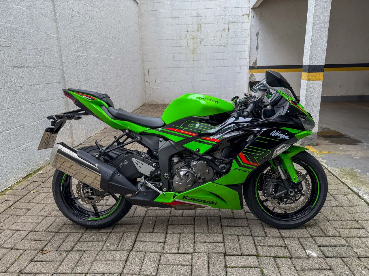 Kawasaki Zx-6r 636cc 2023 - 1525004992 | OLX