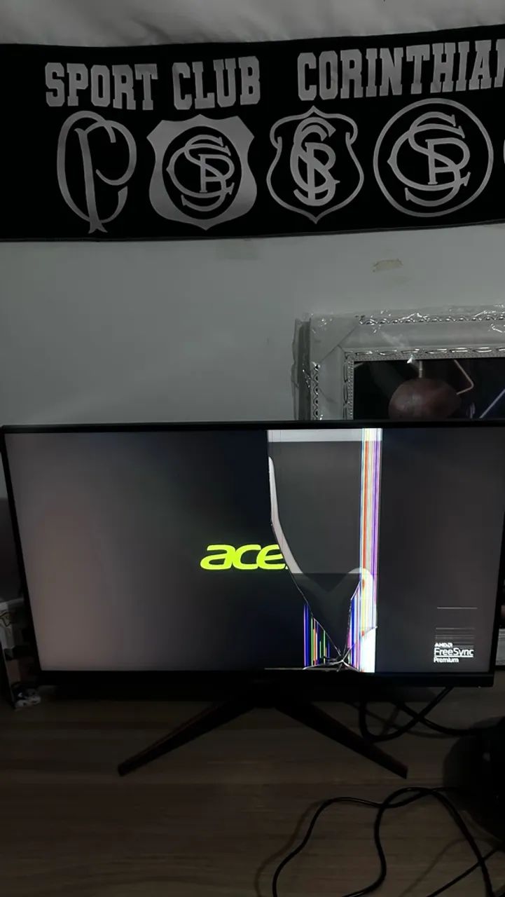 Monitor Acer 165hz quebrado