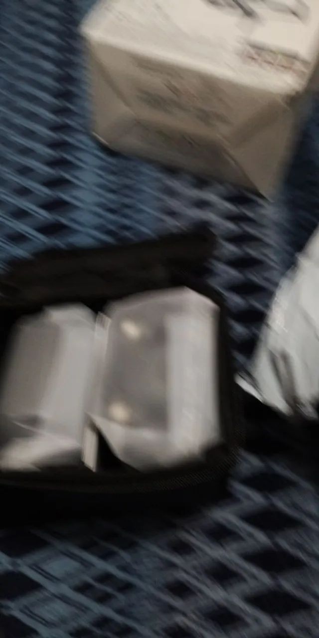 L600 pro max com 2 bateria,1 cartão de memória SanDisk 32gb  - Foto 3