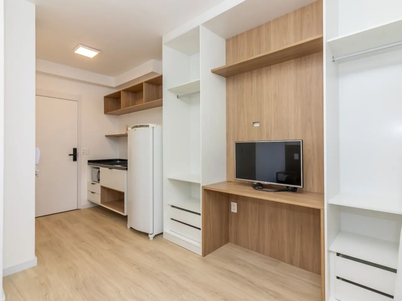 Studio para venda e locação em Paraíso com 1 quarto, 22m²