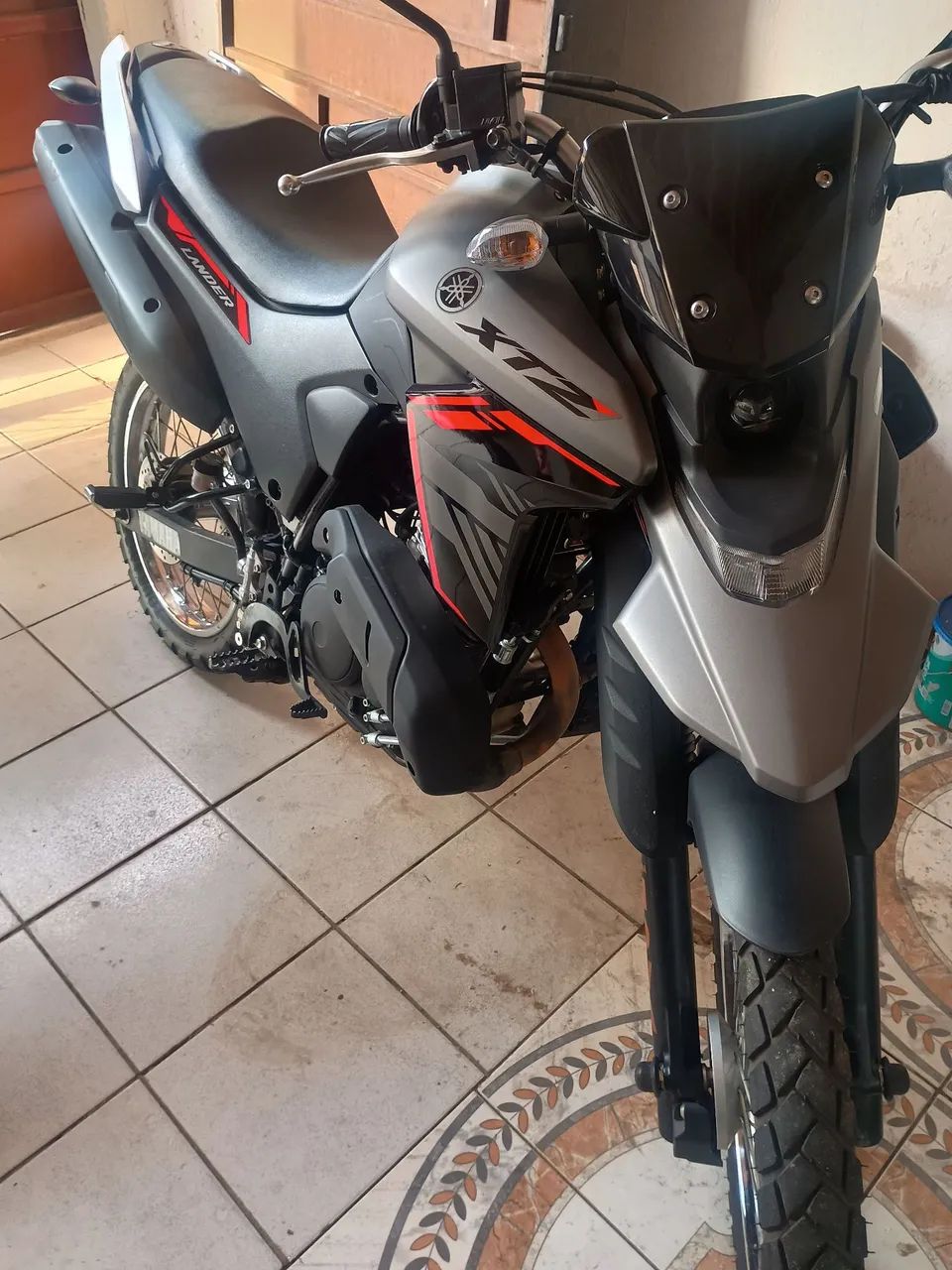 Lander 250 conect  - Foto 4
