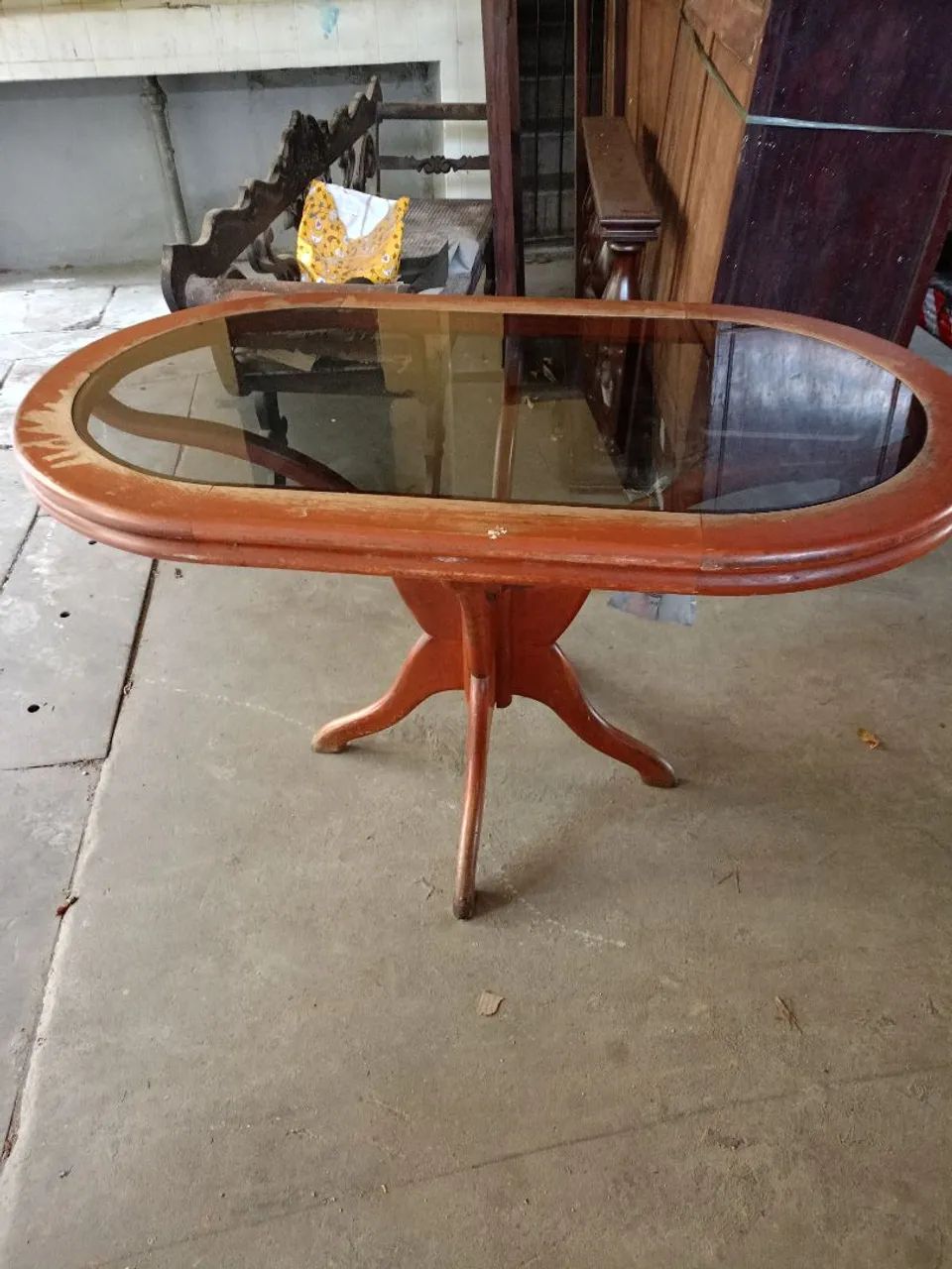 Mesa madeira com vidro  - Foto 2