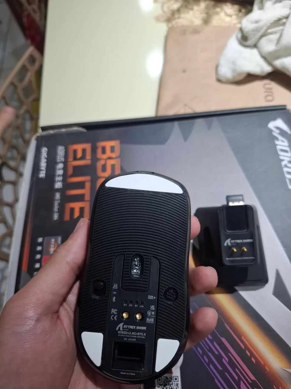 Mouse Attack x6 com dock de carregamento  - Foto 3