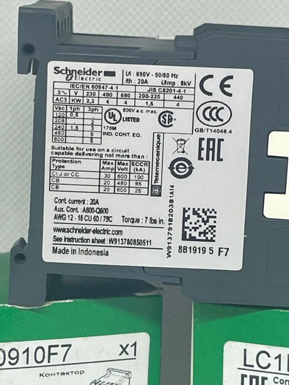 Contator Schneider LC1E0910F7 - 9A, 110V/127V - Foto 3