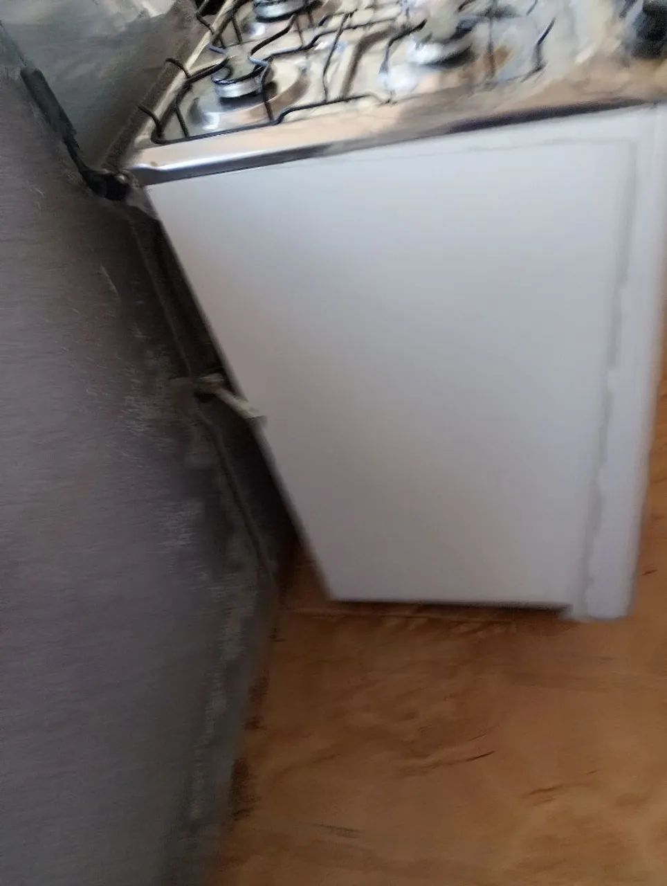 Fogão Consul 4 bocas tudo ok ( só pegar e usar só venda leia )  - Foto 5