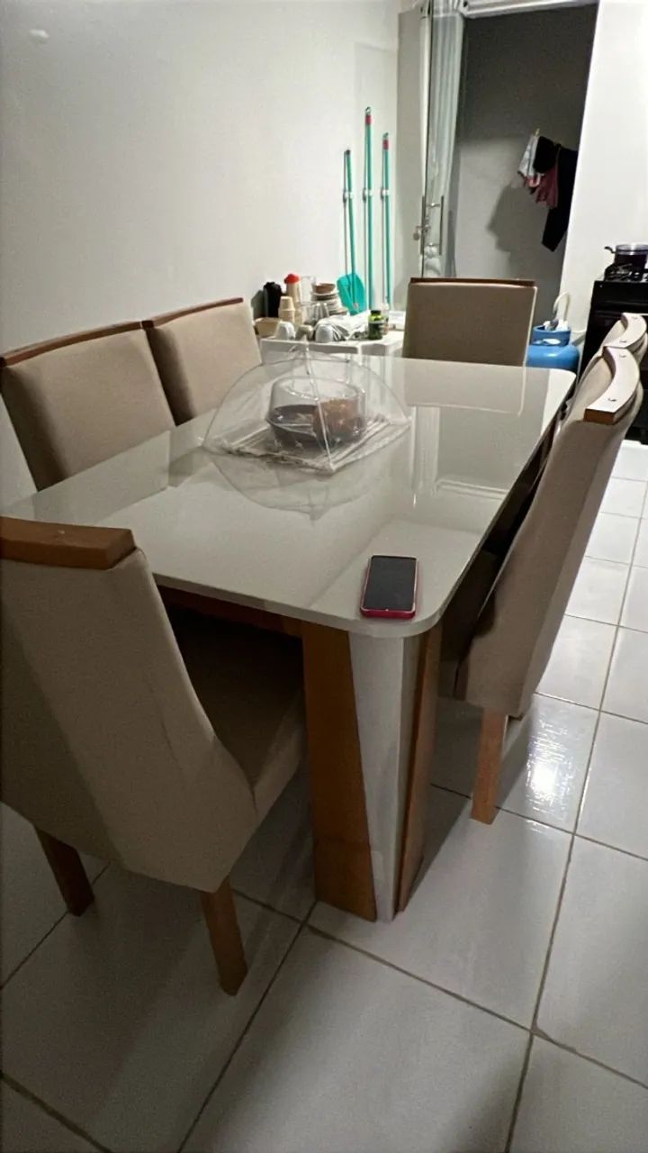 mesa de 6 lugares com tampo de vidro entra imediata