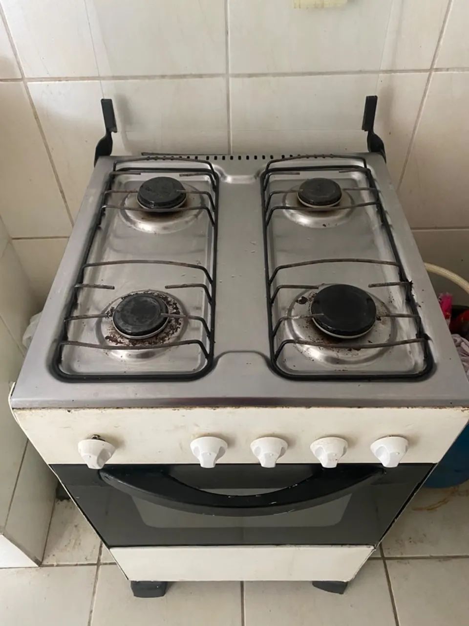 Fogão quatro bocas 